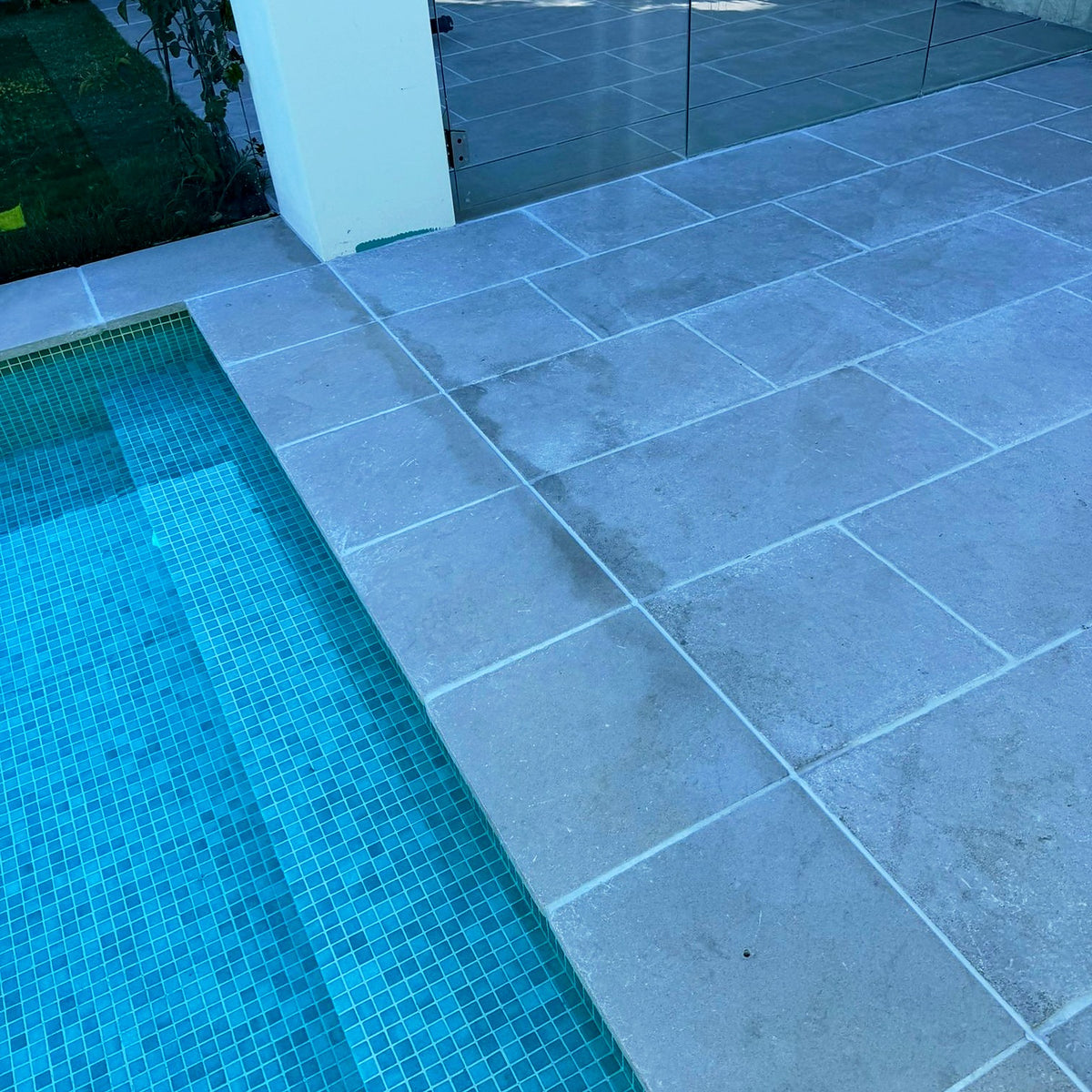 Limestone Pool Surround Cleaning, Sealing and Caulking - Earlwood - project photo 1