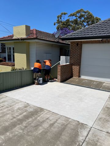 Concrete Driveway Cleaning and Anti-Slip Sealing - Ermington - project photo 3