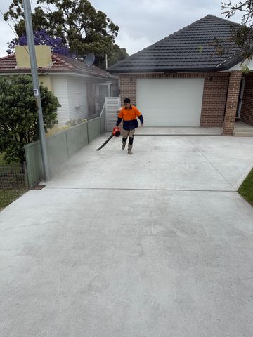 Concrete Driveway Cleaning and Anti-Slip Sealing - Ermington - project photo 16