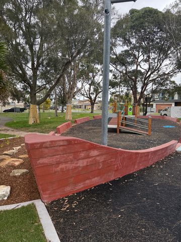 Playground Coloured Concrete Anti-Slip Sealing - Taren Point - project photo 18