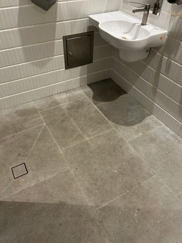 End-of-Trip Facility and Pod Anti-Slip Treatment - Rosebery - project photo 7